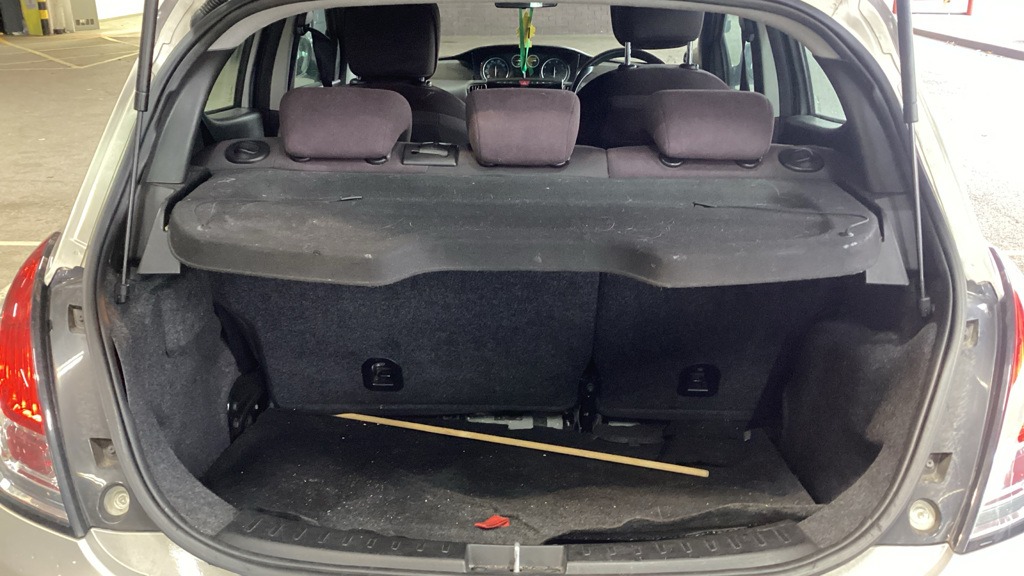 Used Chrysler Ypsilon 2011 for sale - 76408322: Photo 9