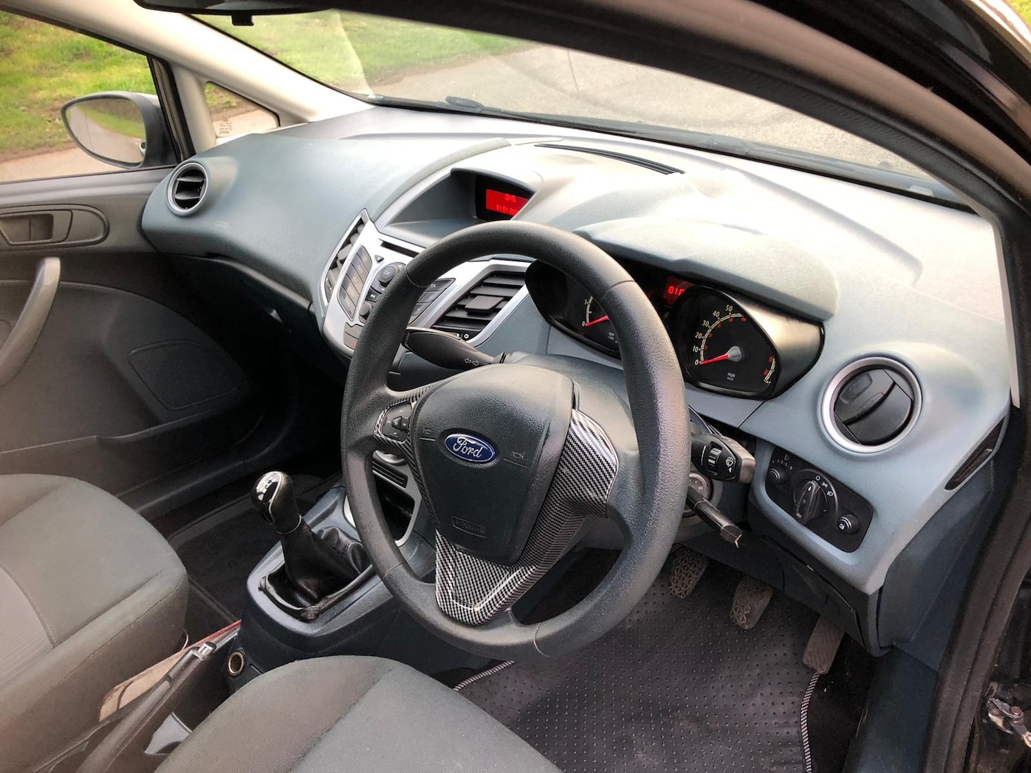 Used Ford Fiesta 2010 for sale - 78098441: Photo 15