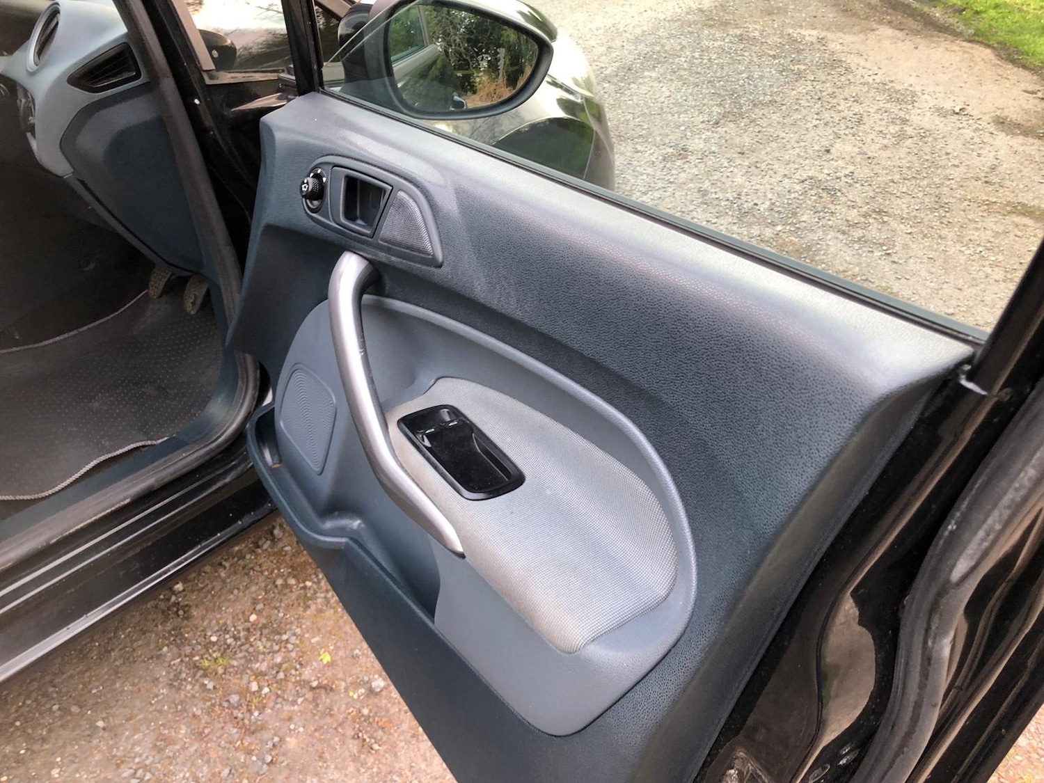 Used Ford Fiesta 2010 for sale - 78098441: Photo 19