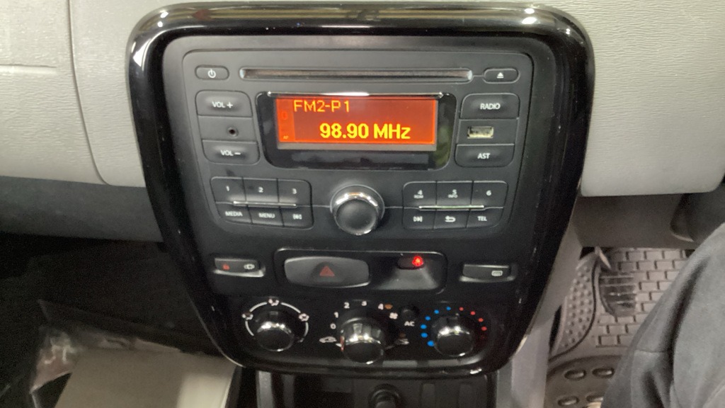 Used Dacia Duster 2013 for sale - 76407778: Photo 11