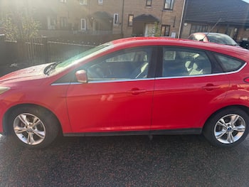 Used Ford Focus 2011 for sale - 79755965: Photo