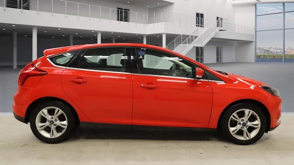 Used Ford Focus 2013 for sale - 76252295: Photo 3