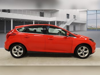 Used Ford Focus 2013 for sale - 76252295: Photo 3