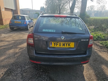 Used Skoda Octavia 2011 for sale - 77981219: Photo