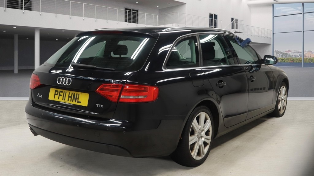 Used Audi A4 2011 for sale - 77090202: Photo 4