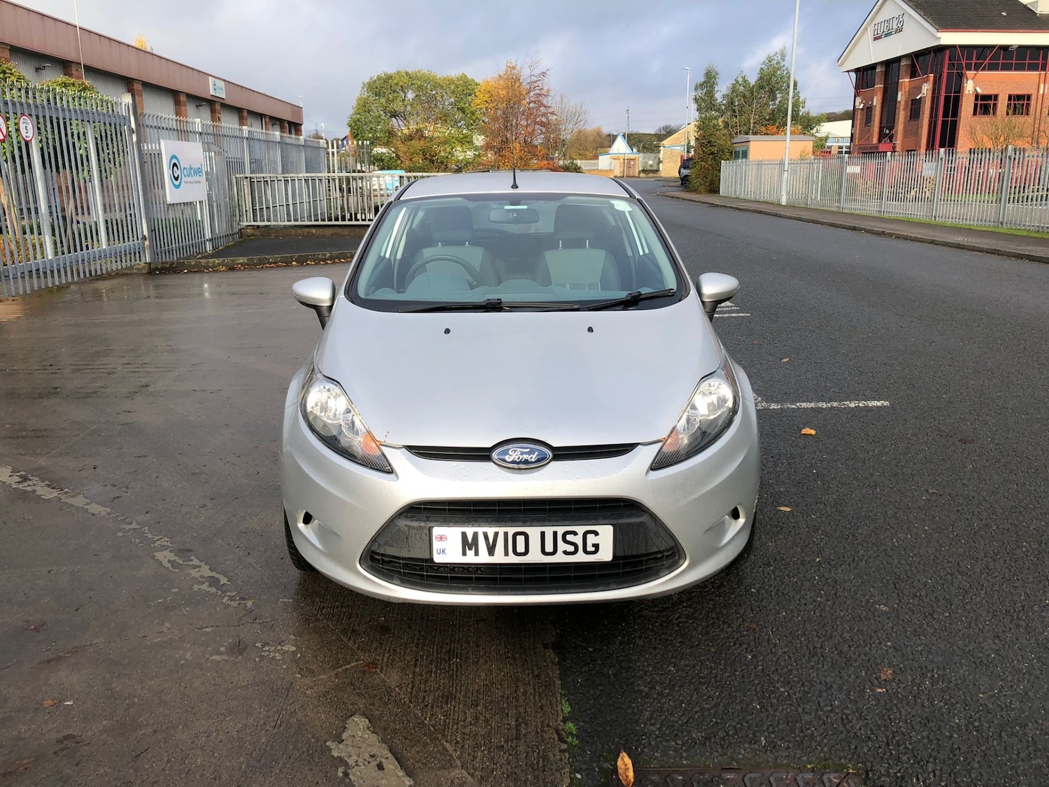 Used Ford Fiesta 2010 for sale - 76517621: Photo 2