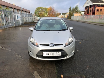 Used Ford Fiesta 2010 for sale - 76517621: Photo