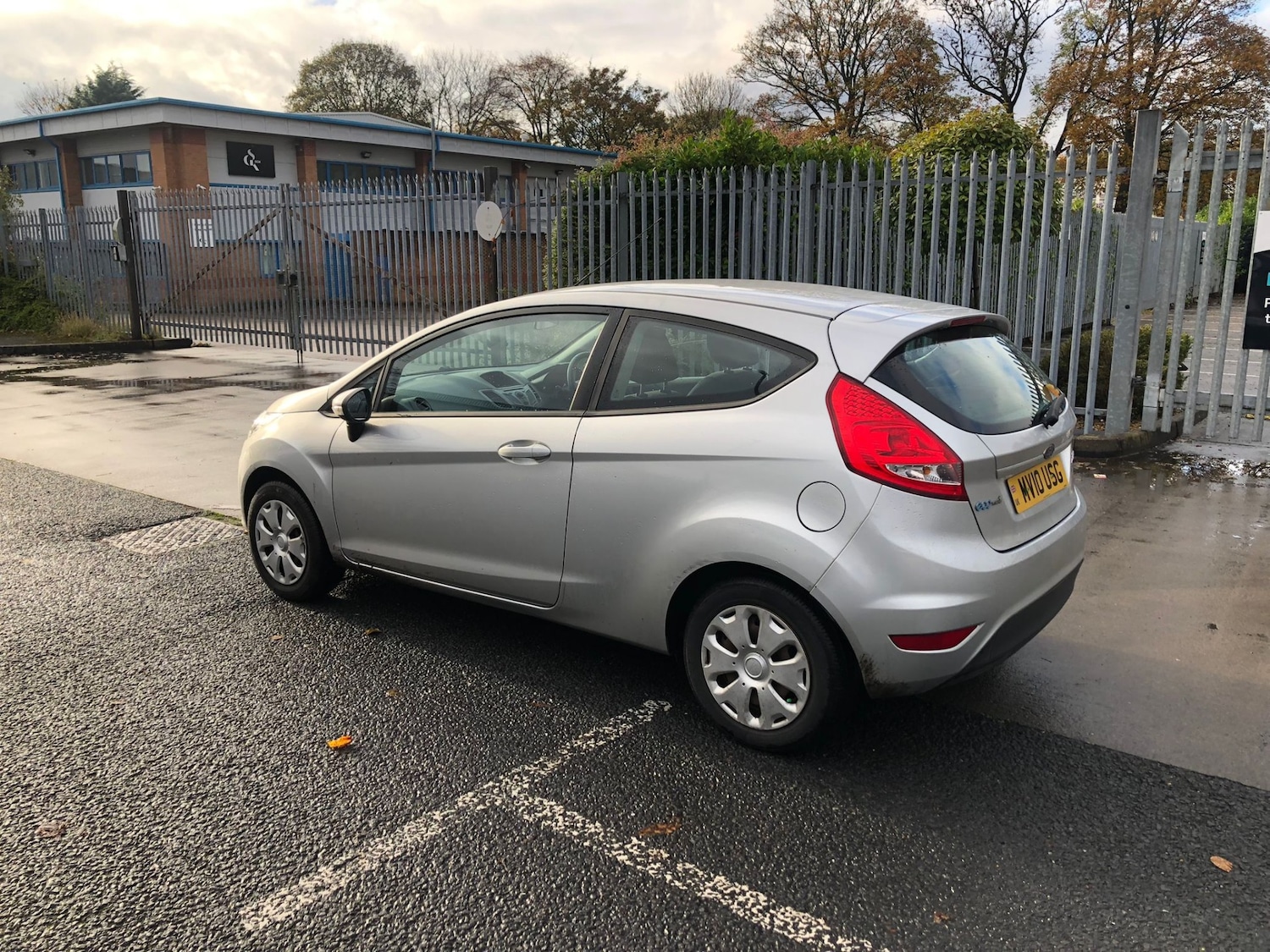 Used Ford Fiesta 2010 for sale - 76517621: Photo 5