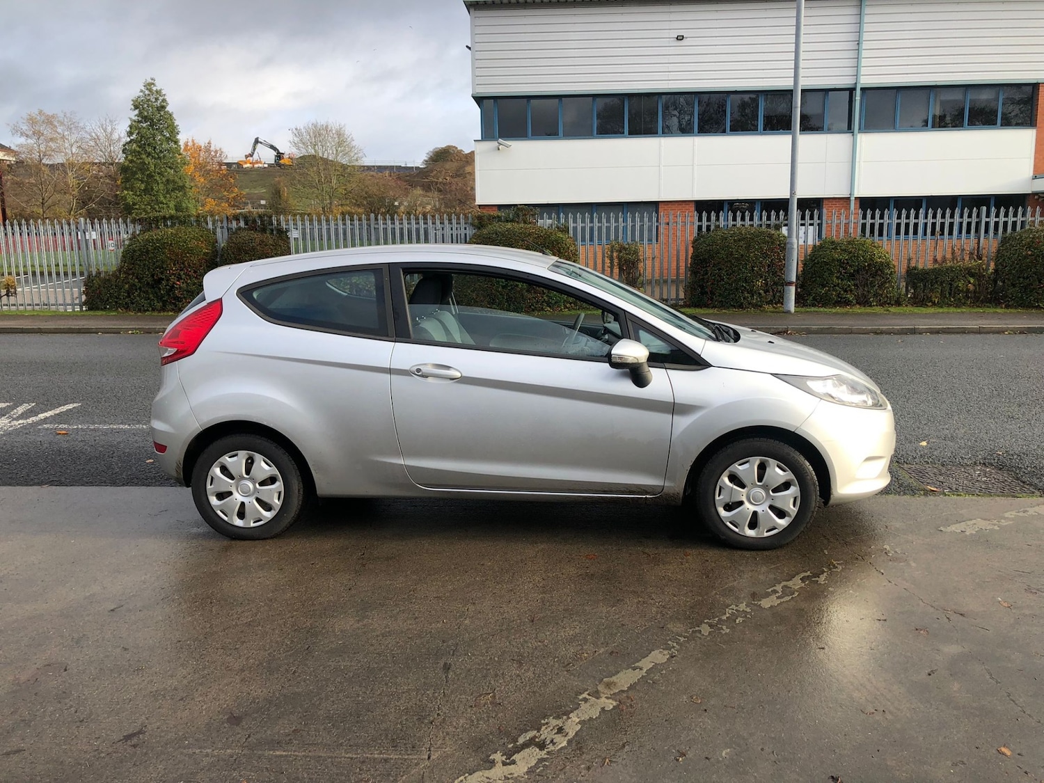 Used Ford Fiesta 2010 for sale - 76517621: Photo 6