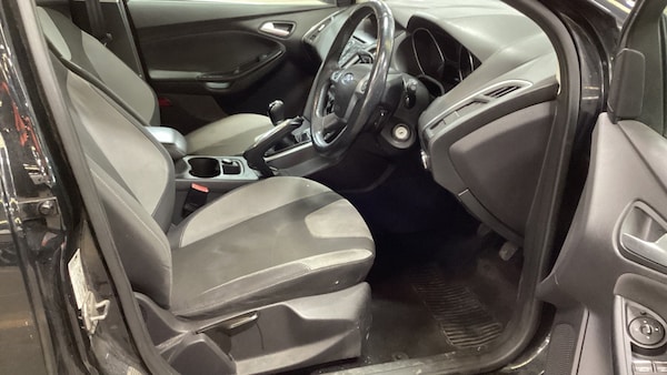 Used Ford Focus 2011 for sale - 76096931: Photo 7