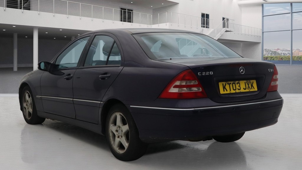 Used Mercedes-Benz C Class 2003 for sale - 76951531: Photo 5
