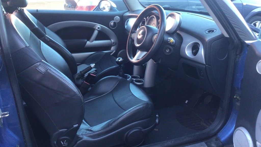 Used MINI Hatch 2006 for sale - 76407759: Photo 5