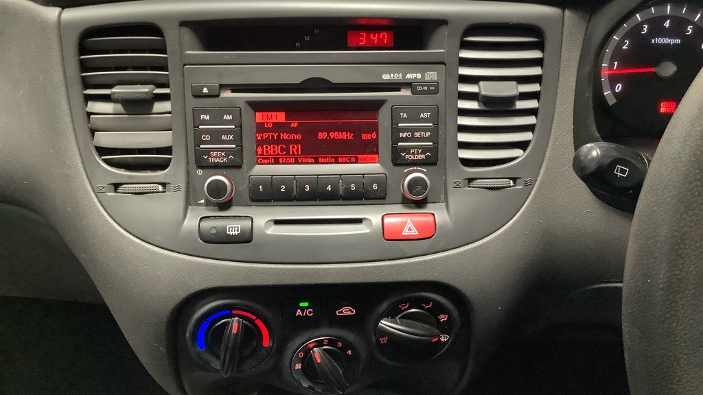 Used Kia Rio 2010 for sale - 77576536: Photo 11