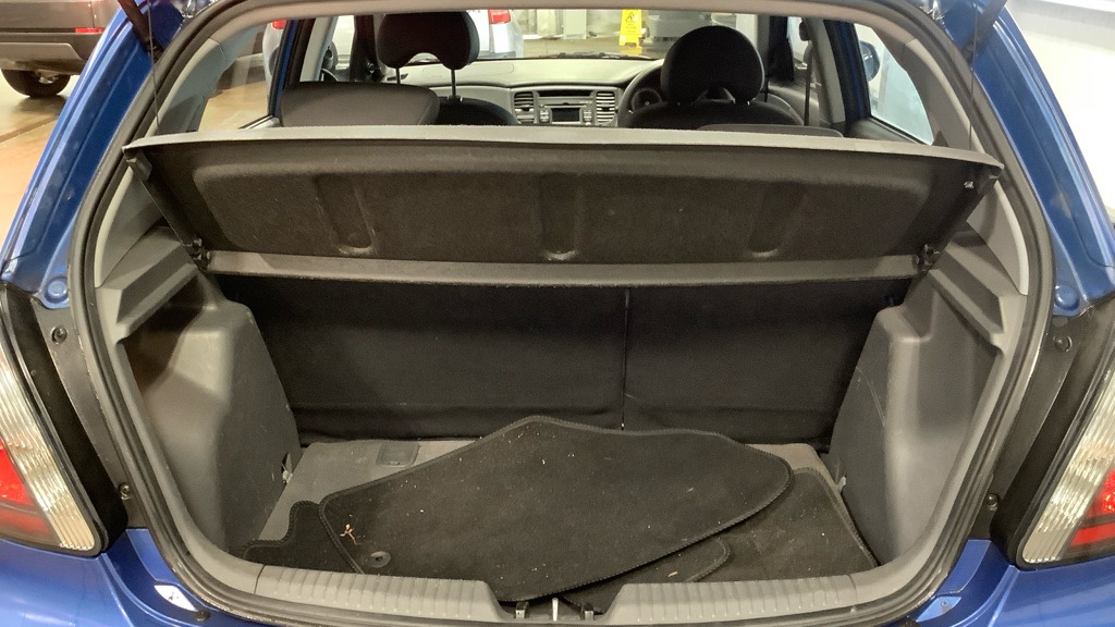 Used Kia Rio 2010 for sale - 77576536: Photo 9