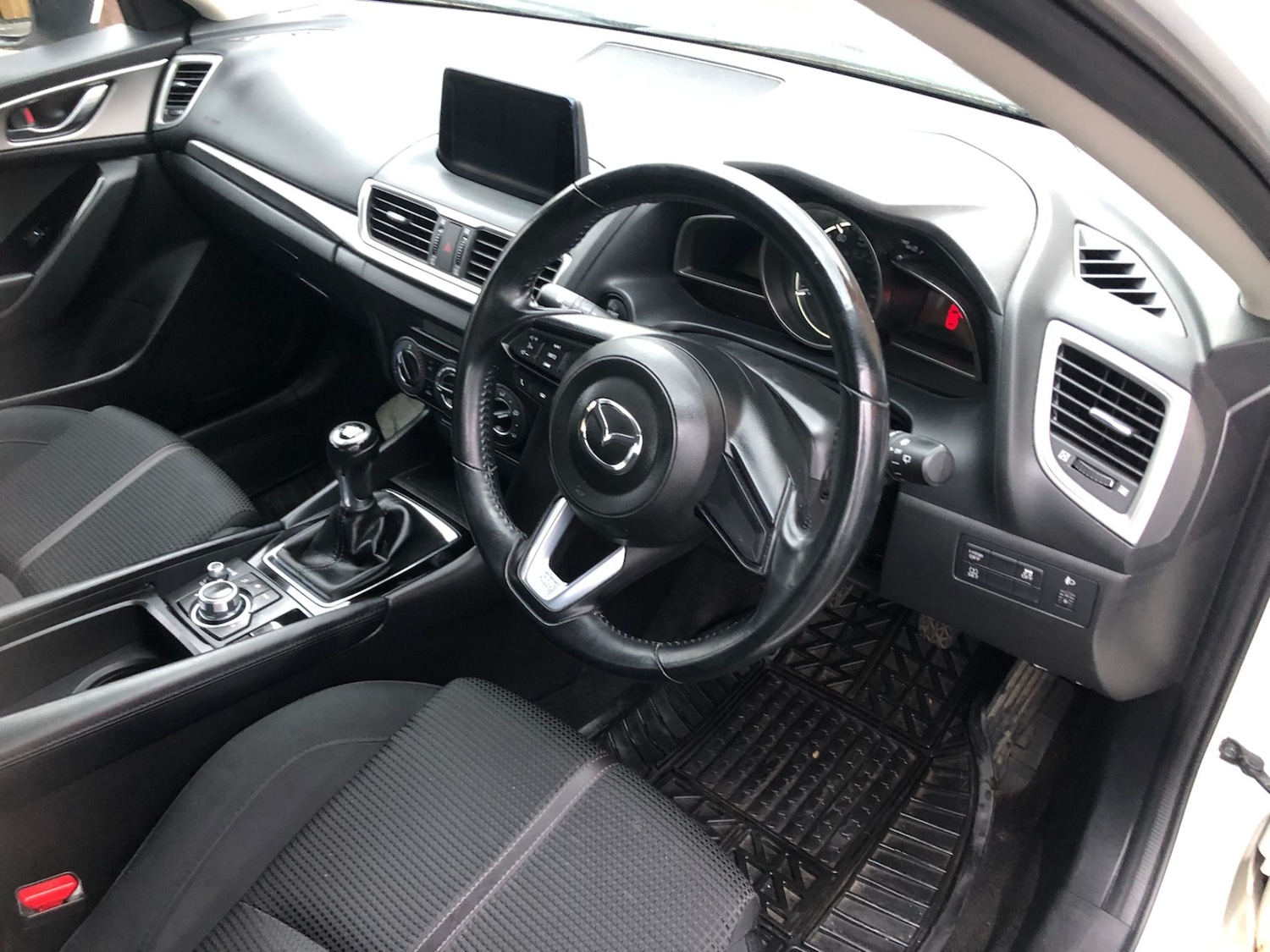 Used Mazda Mazda3 2017 for sale - 77636887: Photo 11