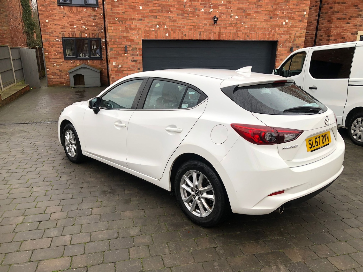 Used Mazda Mazda3 2017 for sale - 77636887: Photo 7