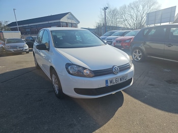 Used Volkswagen Golf 2011 for sale - 77736040: Photo