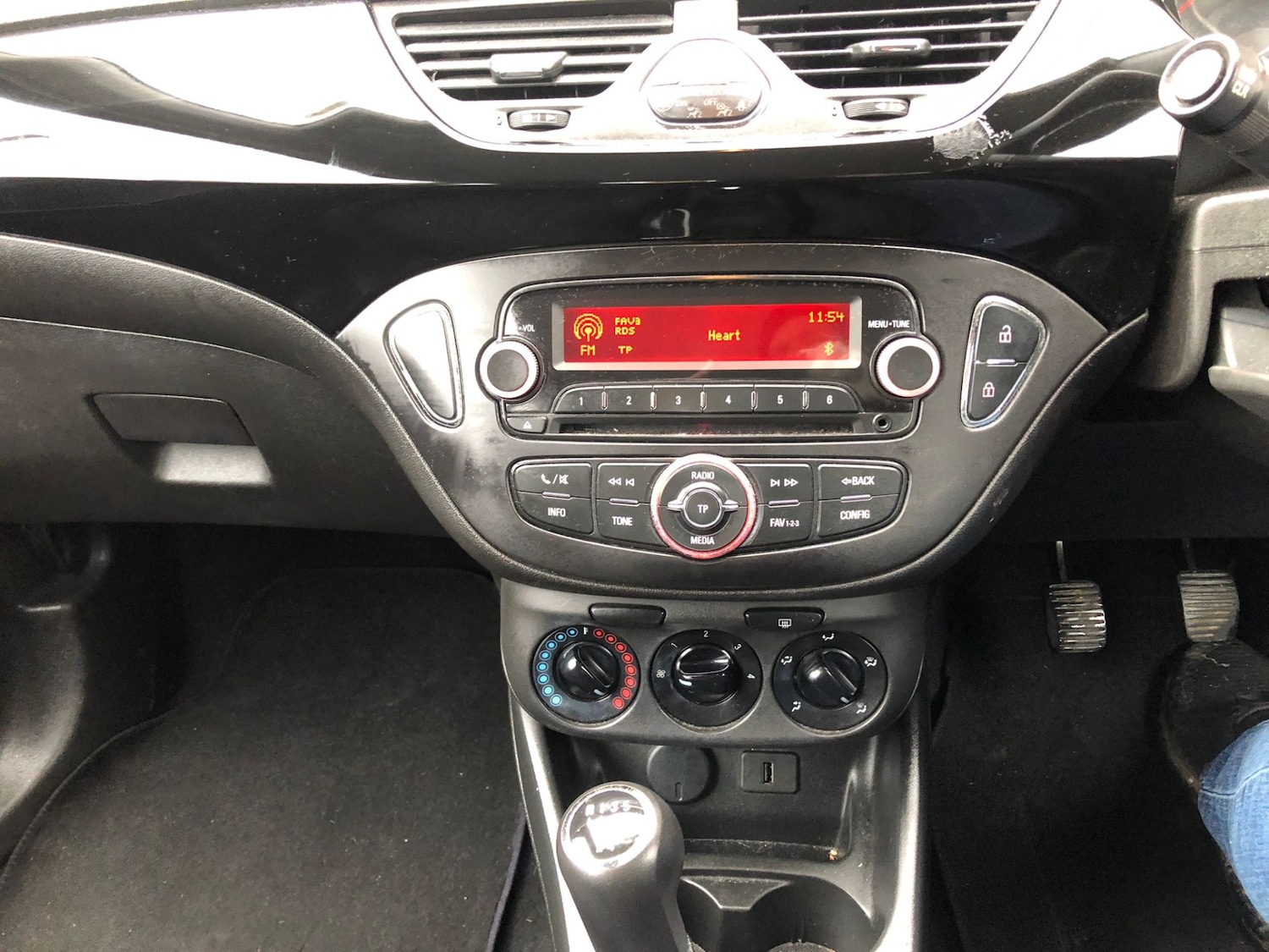Used Vauxhall Corsa 2015 for sale - 77562635: Photo 16