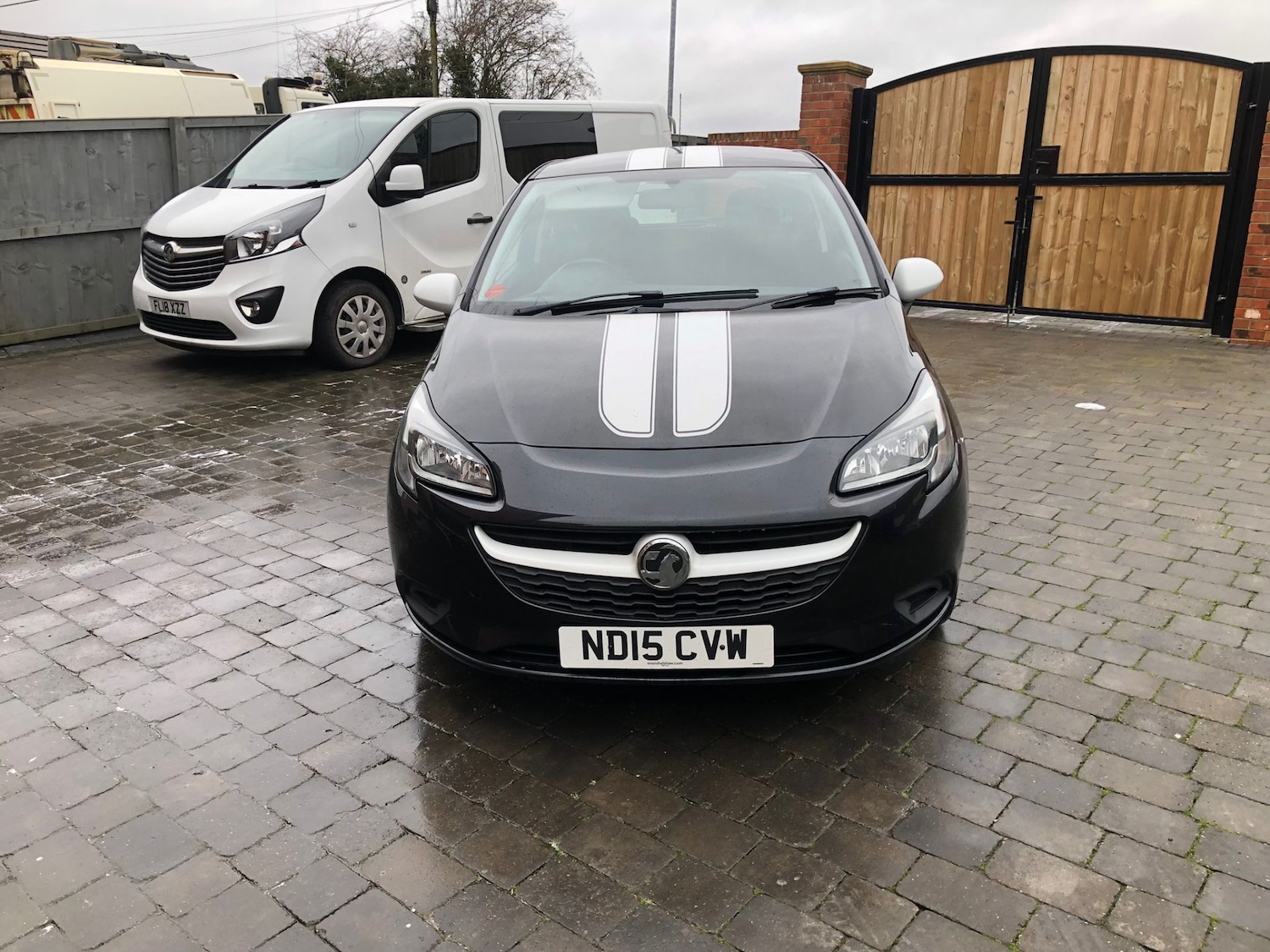 Used Vauxhall Corsa 2015 for sale - 77562635: Photo 2