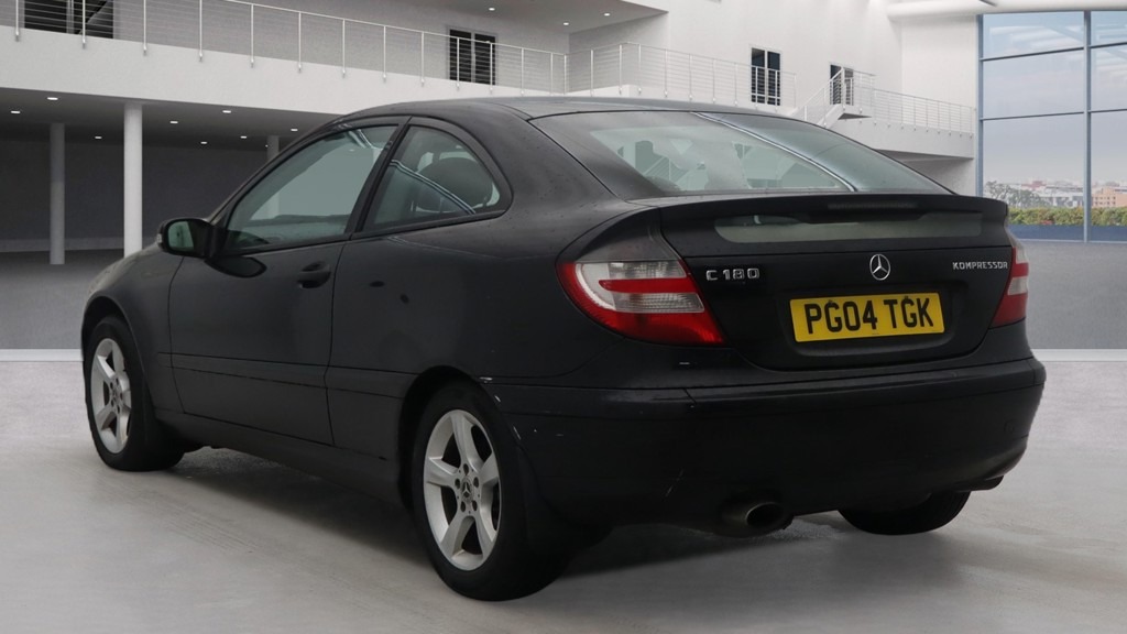 Used Mercedes-Benz C Class 2004 for sale - 77429355: Photo 5