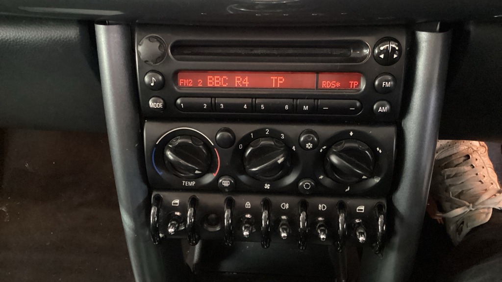 Used MINI Hatch 2005 for sale - 77171152: Photo 11