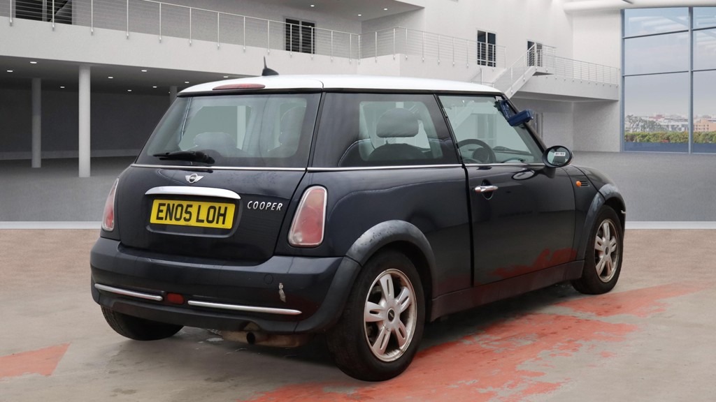 Used MINI Hatch 2005 for sale - 77171152: Photo 4