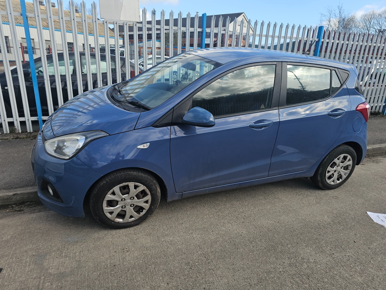 Used Hyundai i10 2016 for sale - 77833581: Photo 8