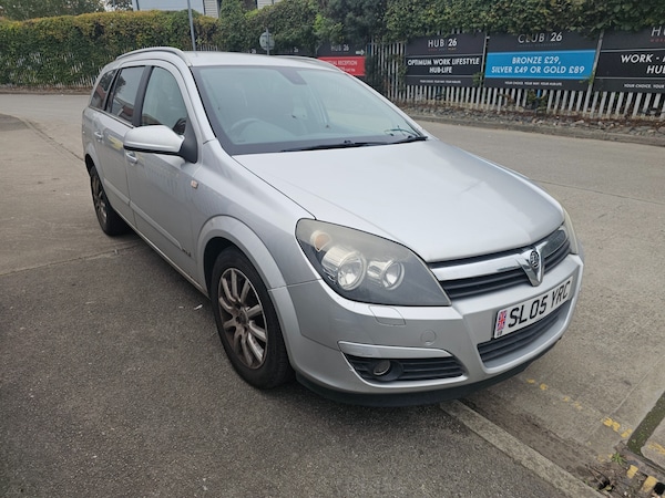Used Vauxhall Astra 2005 for sale - 76253169: Photo 1