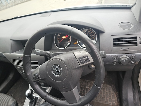 Used Vauxhall Astra 2005 for sale - 76253169: Photo 9