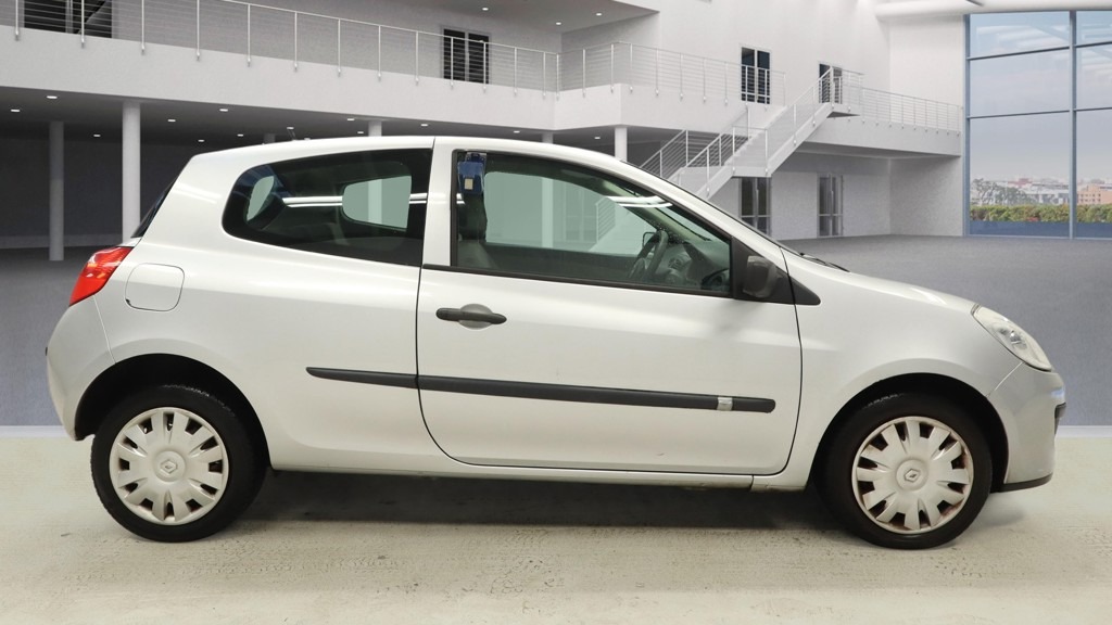 Used Renault Clio 2007 for sale - 77129095: Photo 3
