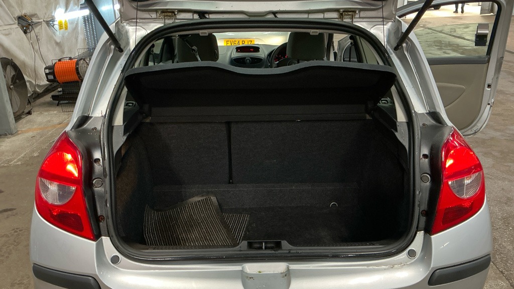 Used Renault Clio 2007 for sale - 77129095: Photo 9