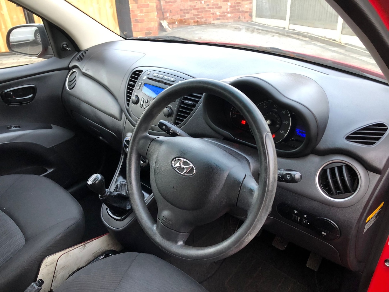 Used Hyundai i10 2013 for sale - 77198510: Photo 13