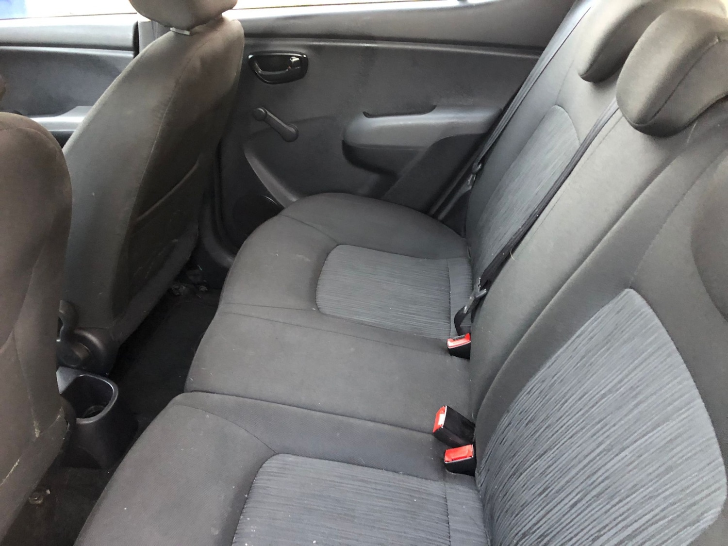 Used Hyundai i10 2013 for sale - 77198510: Photo 15