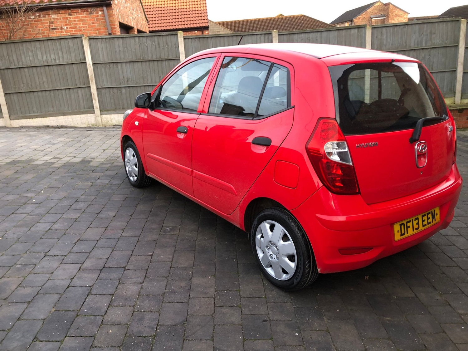 Used Hyundai i10 2013 for sale - 77198510: Photo 9