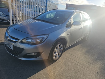 Used Vauxhall Astra 2015 for sale - 77086114: Photo