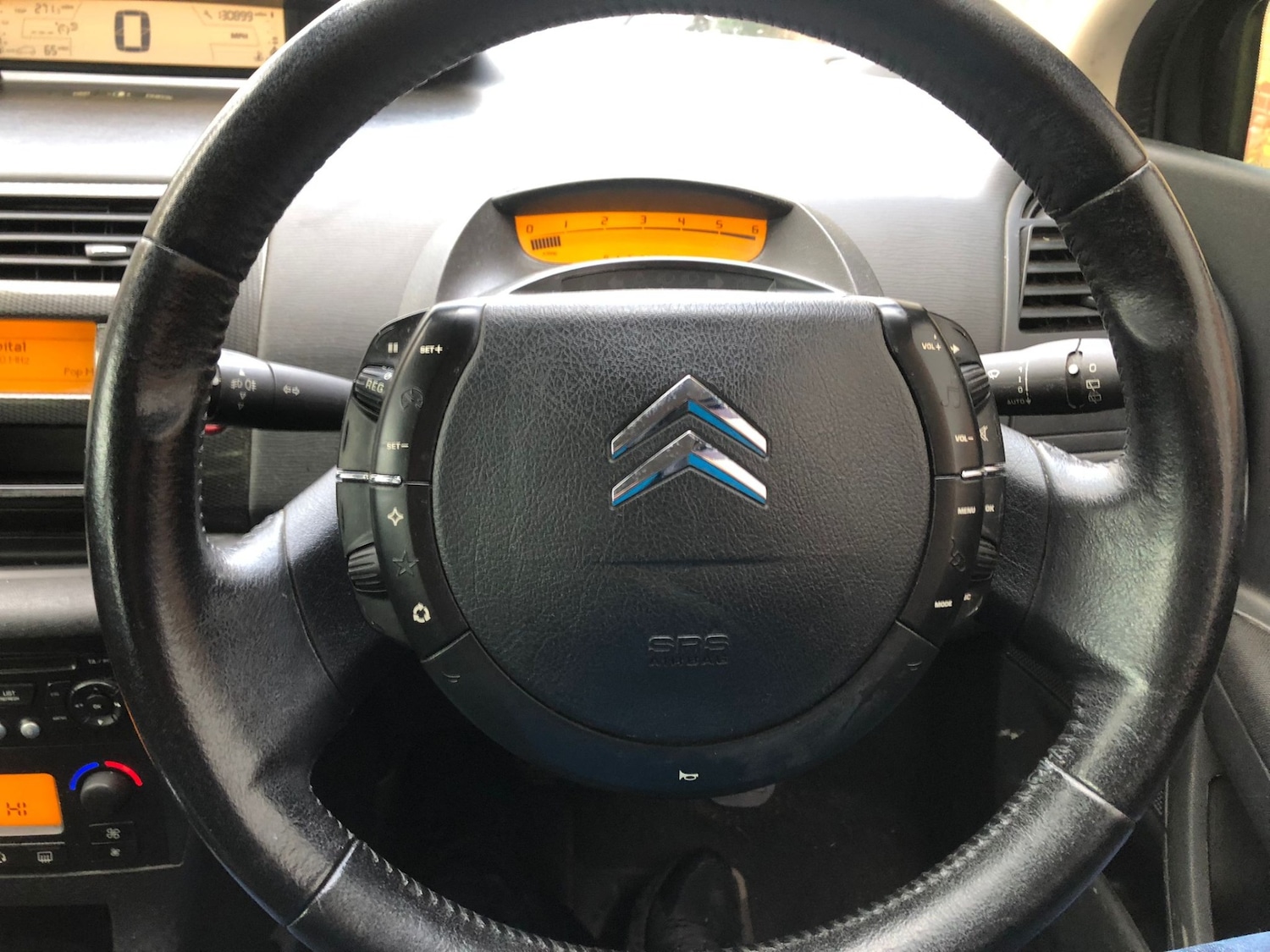 Used Citroen C4 2006 for sale - 76517642: Photo 10