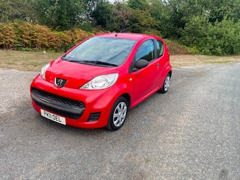 Used Peugeot 107 2011 for sale - 79639995: Photo