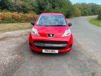 Used Peugeot 107 2011 for sale - 79639995: Photo