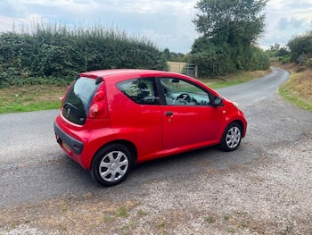 Used Peugeot 107 2011 for sale - 79639995: Photo
