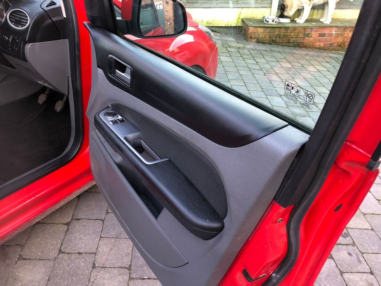 Used Ford Focus 2011 for sale - 77653878: Photo 15