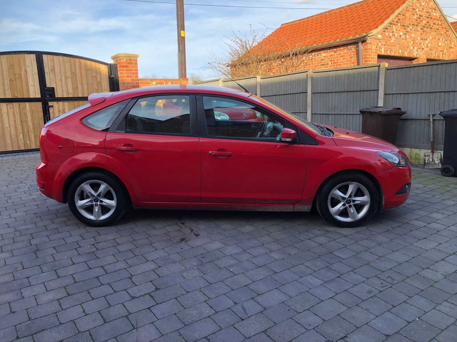 Used Ford Focus 2011 for sale - 77653878: Photo 5