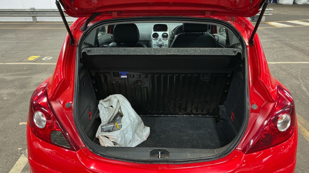 Used Vauxhall Corsa 2012 for sale - 76616643: Photo 11