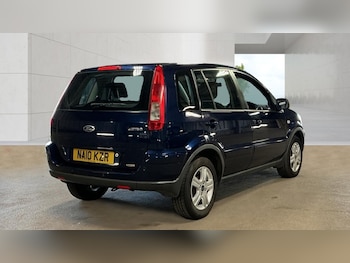 Used Ford Fusion 2010 for sale - 79572773: Photo