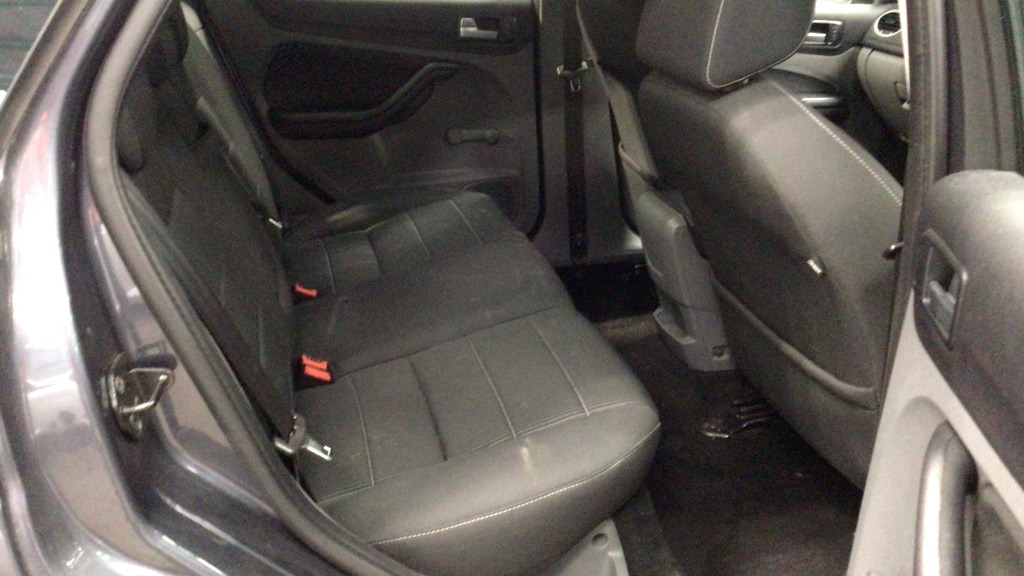 Used Ford Focus 2011 for sale - 77736211: Photo 8