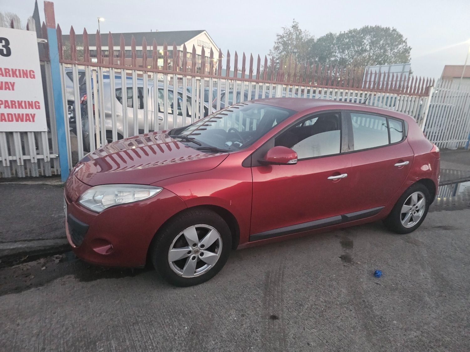 Used Renault Megane 2011 for sale - 76407350: Photo 4