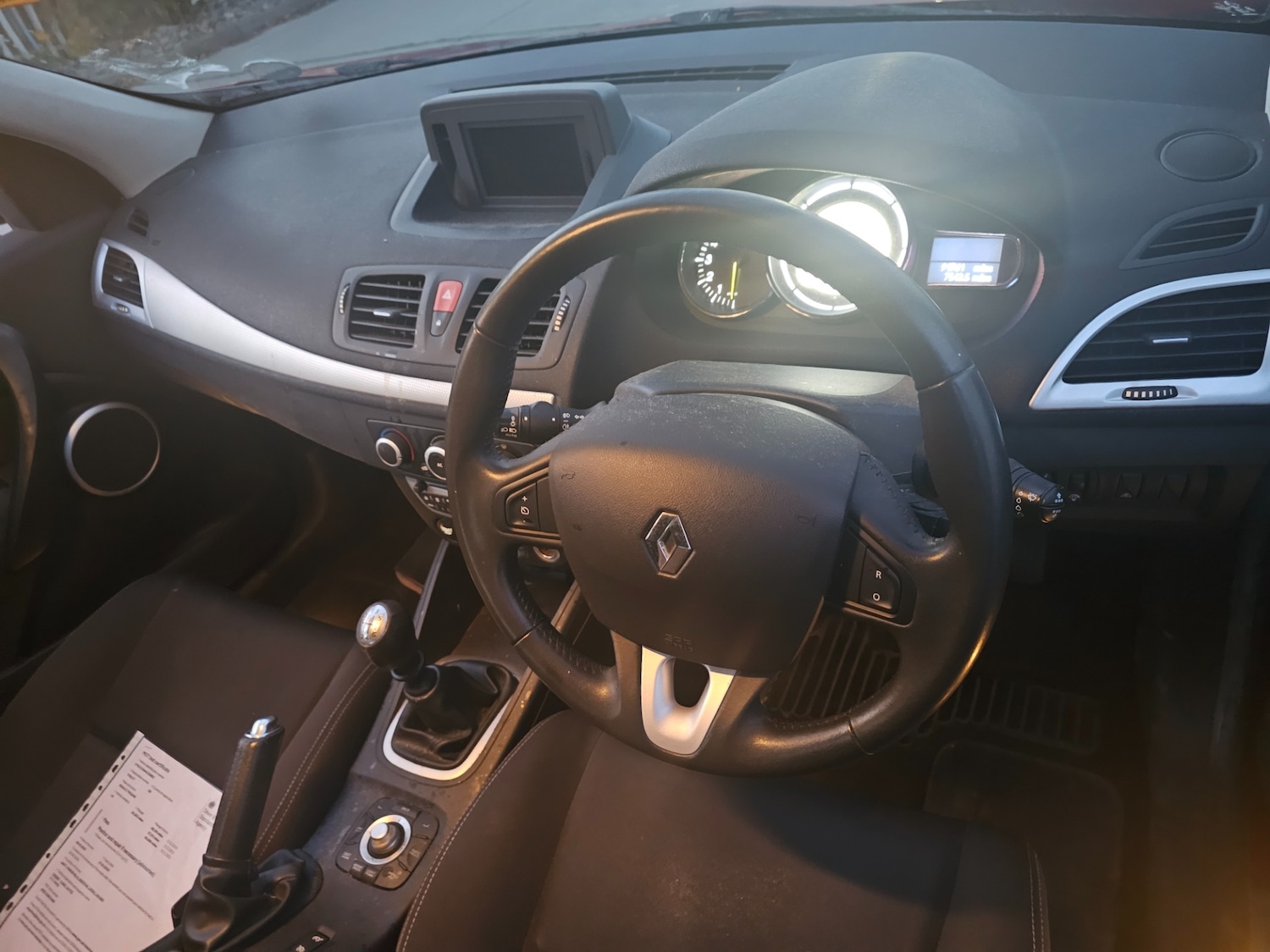 Used Renault Megane 2011 for sale - 76407350: Photo 8