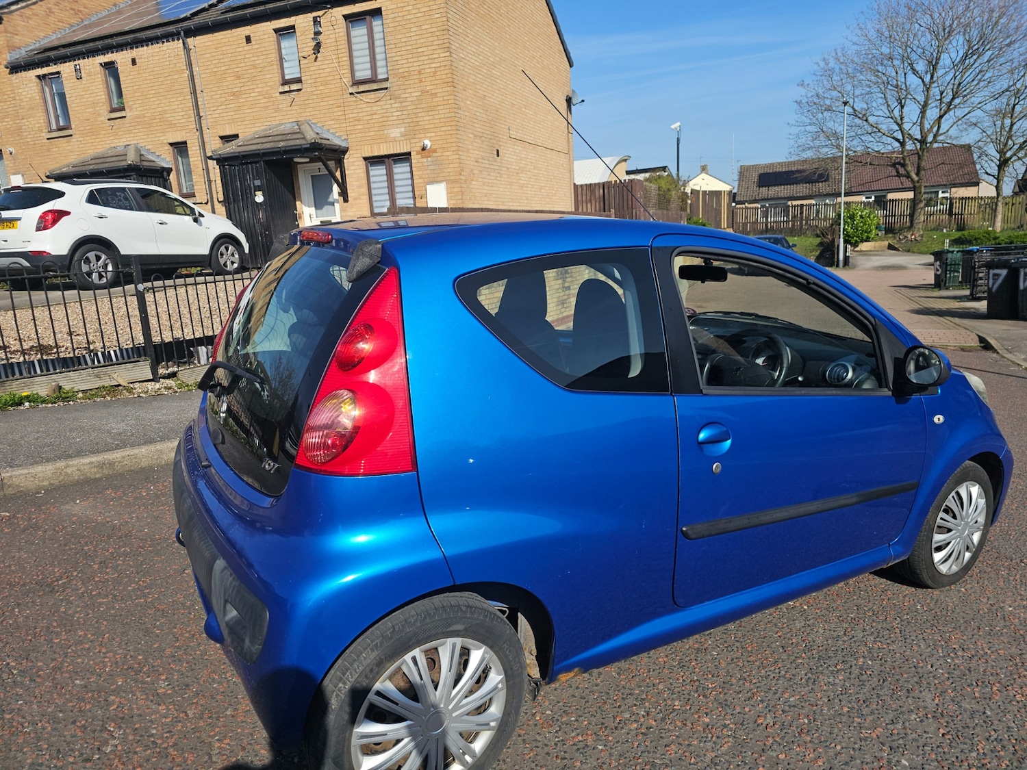 Used Peugeot 107 2010 for sale - 77932564: Photo 4