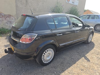 Used Vauxhall Astra 2009 for sale - 79656804: Photo