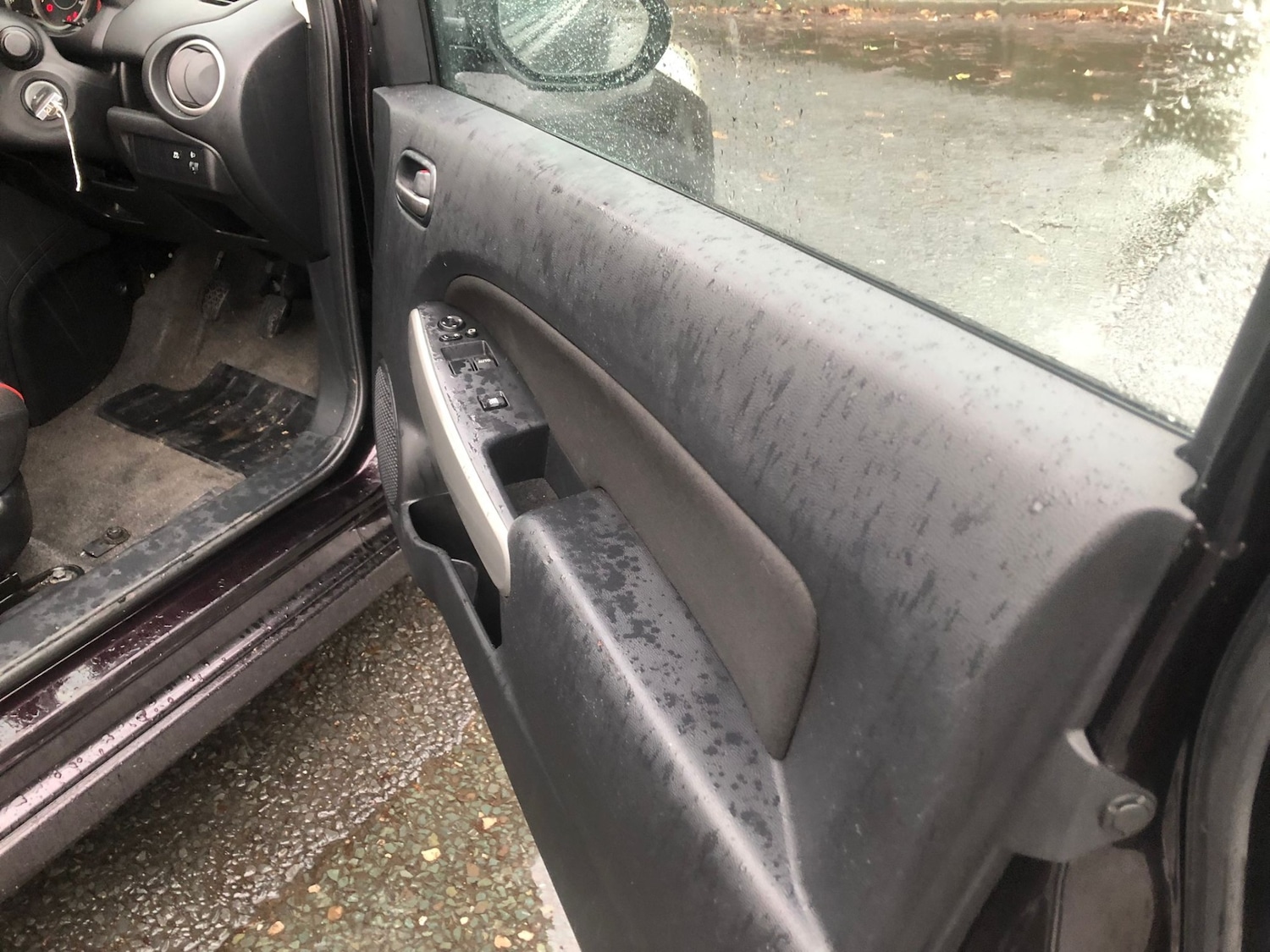 Used Mazda Mazda2 2011 for sale - 76560089: Photo 19