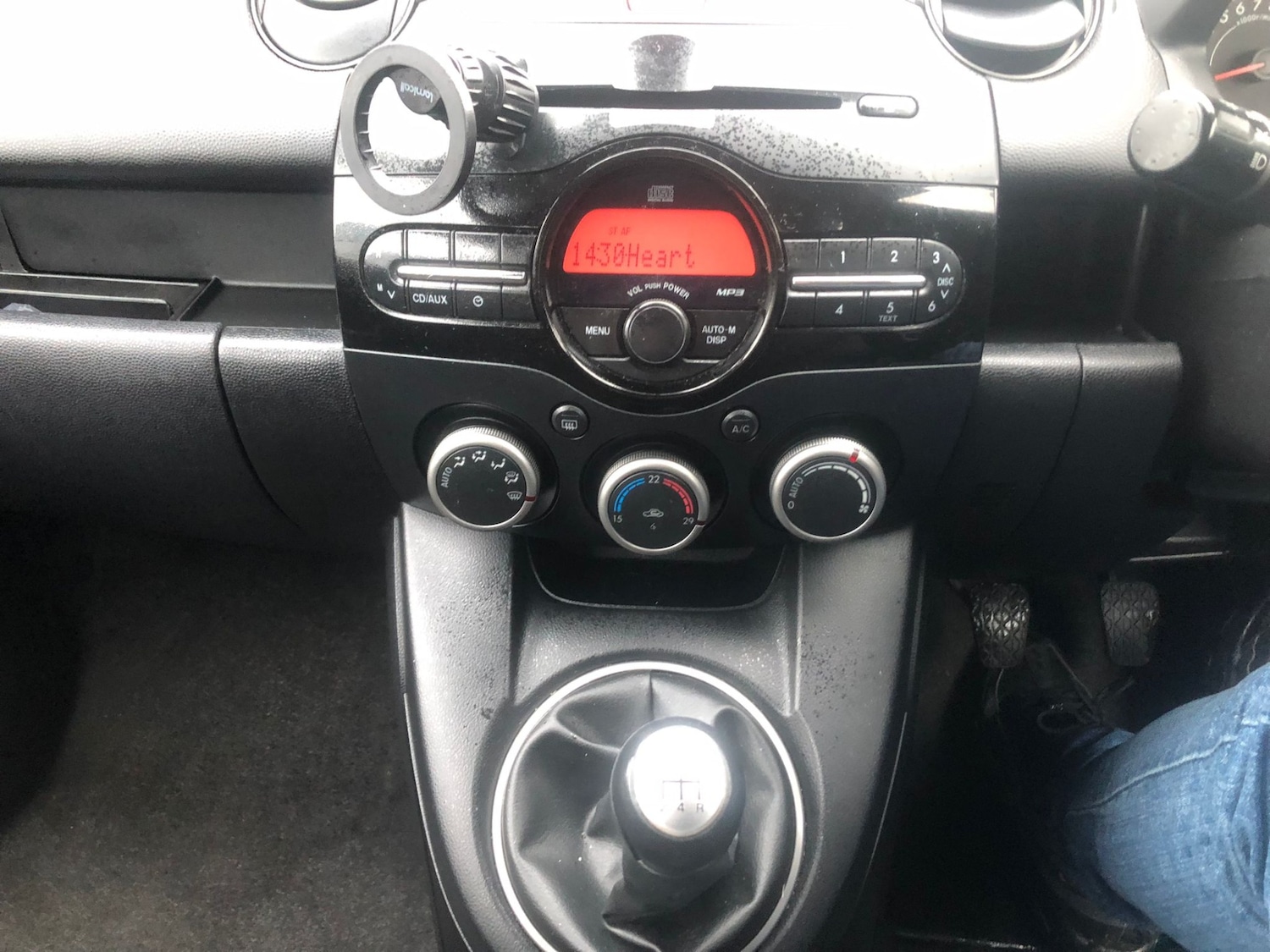 Used Mazda Mazda2 2011 for sale - 76560089: Photo 21